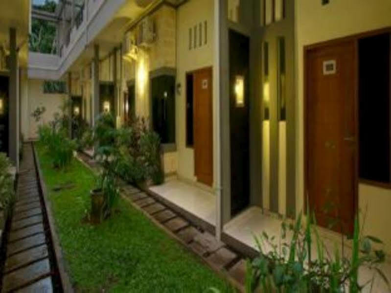 Super Oyo 91495 Hotel Indah Residence Denpasar  Ngoại thất bức ảnh