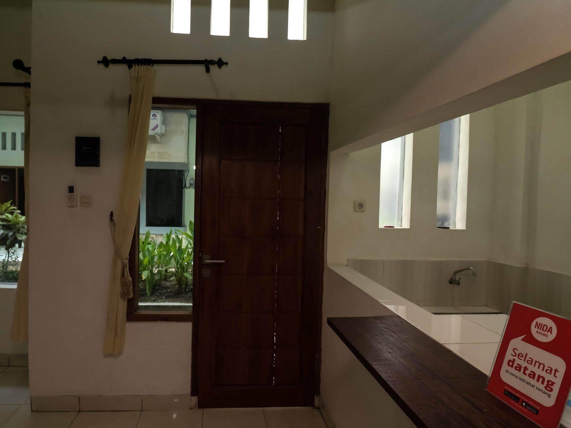 Super Oyo 91495 Hotel Indah Residence Denpasar  Ngoại thất bức ảnh