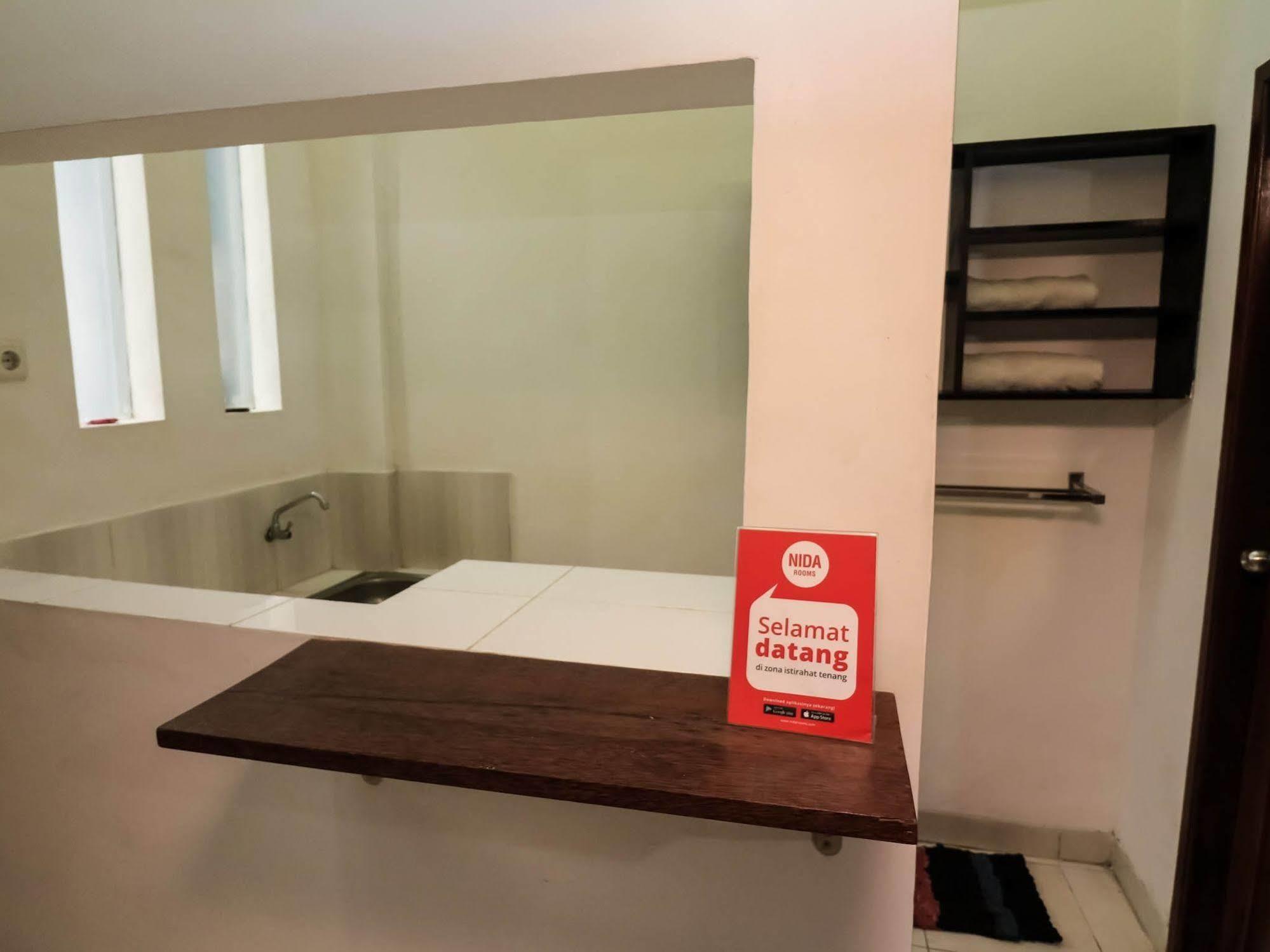 Super Oyo 91495 Hotel Indah Residence Denpasar  Ngoại thất bức ảnh
