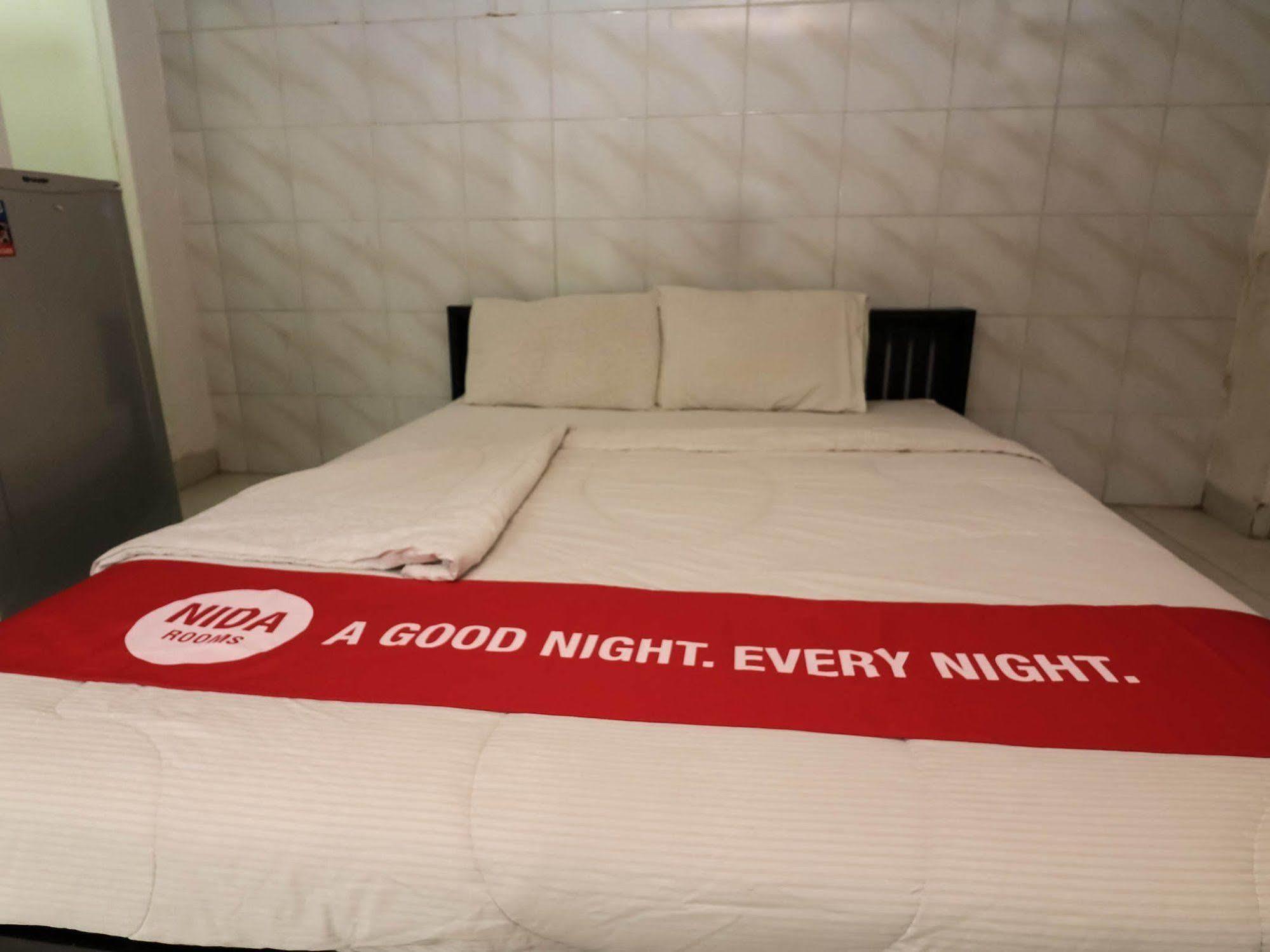 Super Oyo 91495 Hotel Indah Residence Denpasar  Ngoại thất bức ảnh